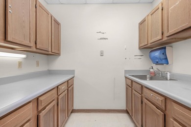 914 B has a total of 3702 sq ft. on the first floor and 356 on - photo 29