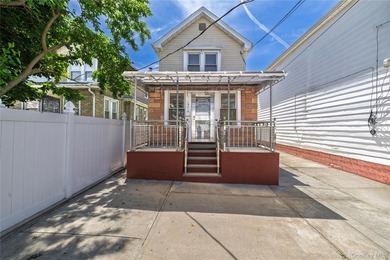 This charming detached Colonial offers the perfect blend of - photo 1