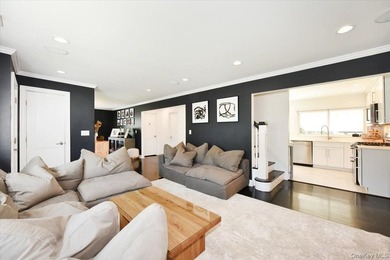 MOVE IN READY completely renovated 3 Bedroom, 2 Bath expanded - photo 5