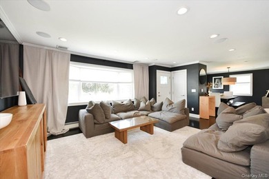 MOVE IN READY completely renovated 3 Bedroom, 2 Bath expanded - photo 6