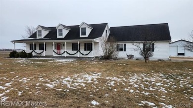 Lake Home Sale Pending in South Rockwood, Michigan