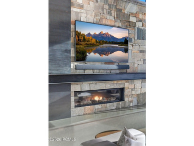 This stunning 4 bedroom home in SkyRidge offers breathtaking - photo 15