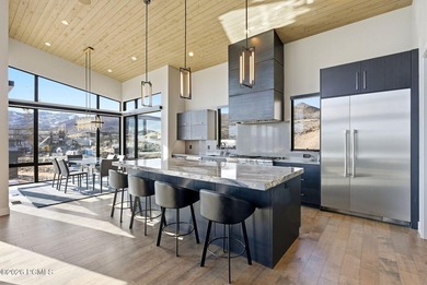 This stunning 4 bedroom home in SkyRidge offers breathtaking - photo 17