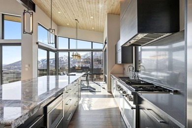This stunning 4 bedroom home in SkyRidge offers breathtaking - photo 18