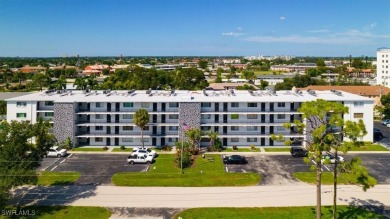 Top-floor PENTHOUSE unit with elevator access, offering ultimate - photo 21