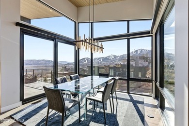 This stunning 4 bedroom home in SkyRidge offers breathtaking - photo 26