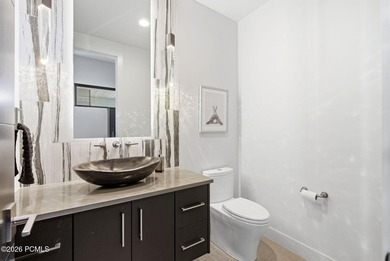 This stunning 4 bedroom home in SkyRidge offers breathtaking - photo 50