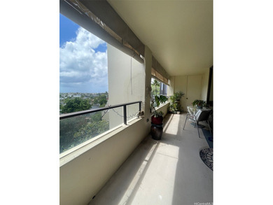 TWO LANAIS are major features of this CORNER unit designed to - photo 6