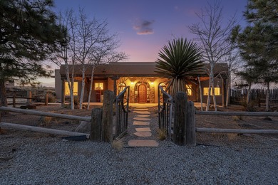 Lake Home For Sale in Santa Fe, New Mexico