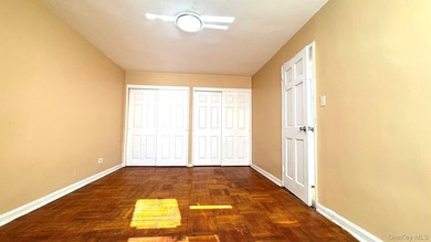 Spacious One-Bedroom Co-op in Prime Location. Welcome to this