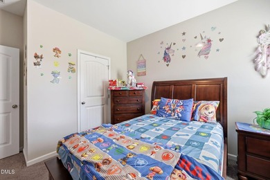 Welcome to this spacious home in the desirable Beverly Place - photo 20