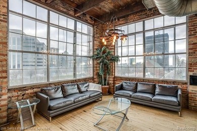 Incredible opportunity to own a piece of historic Detroit! This - photo 22