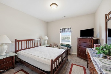 Welcome to this spacious home in the desirable Beverly Place - photo 22