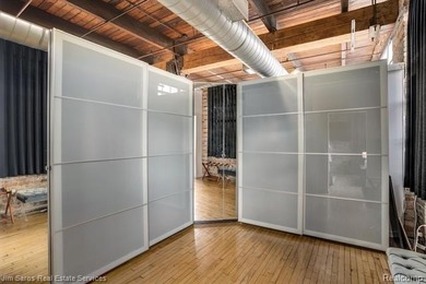 Incredible opportunity to own a piece of historic Detroit! This - photo 29