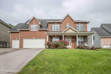 Fort Loudoun Lake Home Sale Pending in Knoxville Tennessee