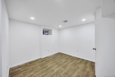 Photos coming soon! Welcome to this Spacious and versatile home - photo 34