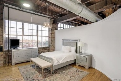 Incredible opportunity to own a piece of historic Detroit! This - photo 34