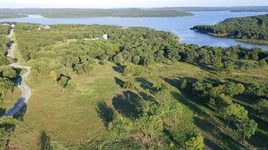 WELCOME TO THE PRESERVE AT 9A!! Nestled in a secluded cove, The - photo 8