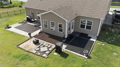 Welcome to this spacious home in the desirable Beverly Place - photo 39
