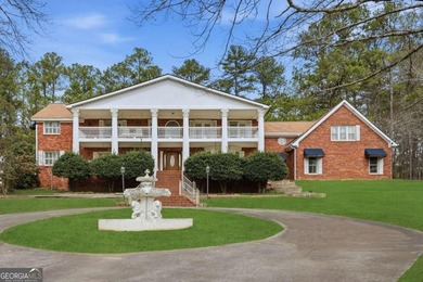 Lake Home For Sale in Dacula, Georgia