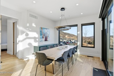 This six-bedroom residence features an open, thoughtfully - photo 9