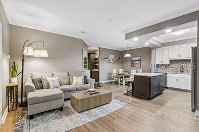 Beautifully appointed and offered fully furnished, this elegant - photo 1
