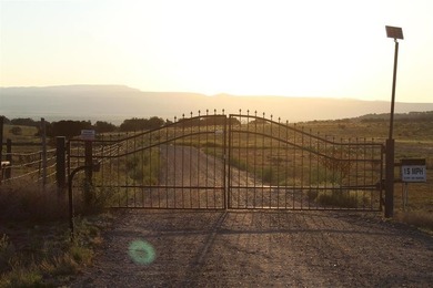 When you have a place that has majestic views in 360, you wonder - photo 23