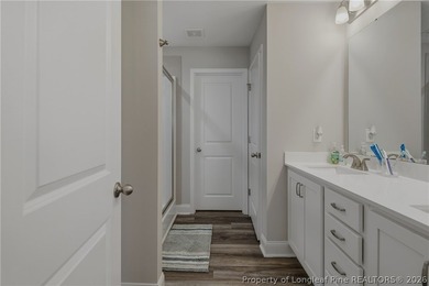 Welcome to 258 Collier Gate, a beautifully maintained home - photo 29