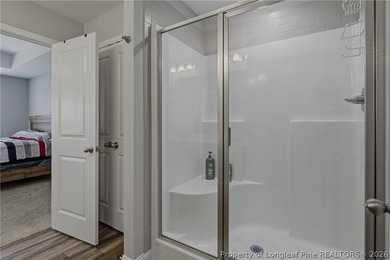 Welcome to 258 Collier Gate, a beautifully maintained home - photo 32