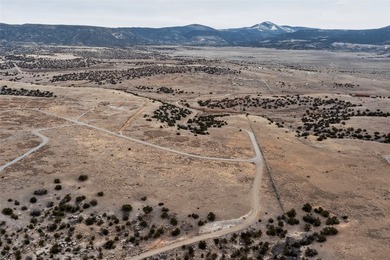 When you have a place that has majestic views in 360, you wonder - photo 33