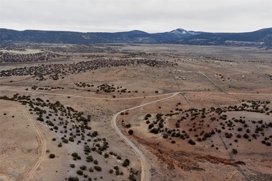 When you have a place that has majestic views in 360, you wonder - photo 34