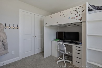 Welcome to 258 Collier Gate, a beautifully maintained home - photo 36