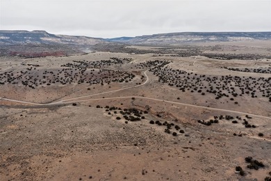 When you have a place that has majestic views in 360, you wonder - photo 36