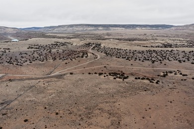 When you have a place that has majestic views in 360, you wonder - photo 37