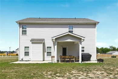 Welcome to 258 Collier Gate, a beautifully maintained home - photo 46