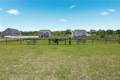 Welcome to 258 Collier Gate, a beautifully maintained home - photo 49