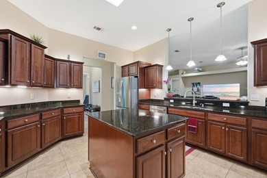 Welcome to the perfect blend of space, comfort, and - photo 2