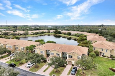 Lake Townhome/Townhouse For Sale in Fort Myers, Florida