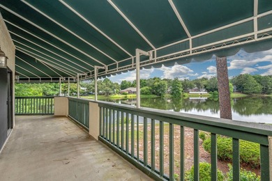 Welcome to this lakeside condo in the highly desirable Lakeside - photo 2