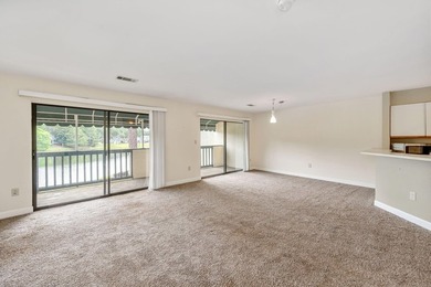 Welcome to this lakeside condo in the highly desirable Lakeside - photo 5