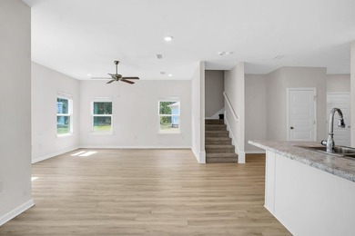 Ready to move in, this home is conveniently located just moments - photo 14