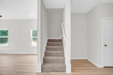 Ready to move in, this home is conveniently located just moments - photo 15
