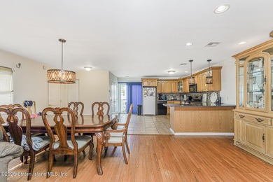 Welcome to this beautifully maintained 3-bedroom, 2 full - photo 9