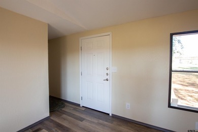Welcome to this beautifully updated 2-bedroom, 2-bath home - photo 5