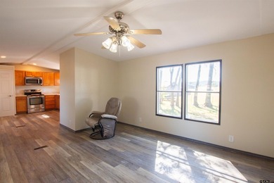 Welcome to this beautifully updated 2-bedroom, 2-bath home - photo 6