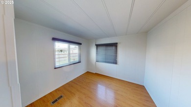 MOTIVATED SELLER! Relaxed lifestyle on the coast... This - photo 28