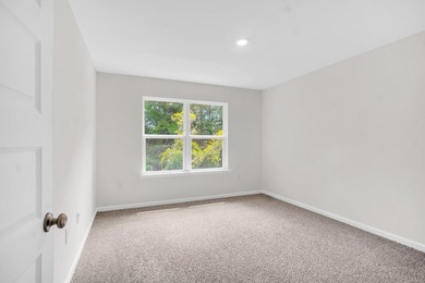 Ready to move in, this home is conveniently located just moments - photo 29