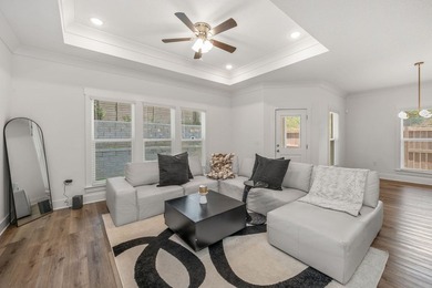 Conveniently located in the heart of Niceville, this beautifully - photo 10