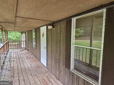 Opportunity awaits! Bring your vision to this property located - photo 3