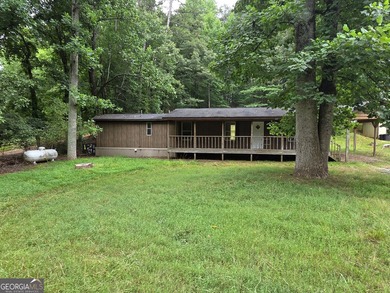 Opportunity awaits! Bring your vision to this property located - photo 5